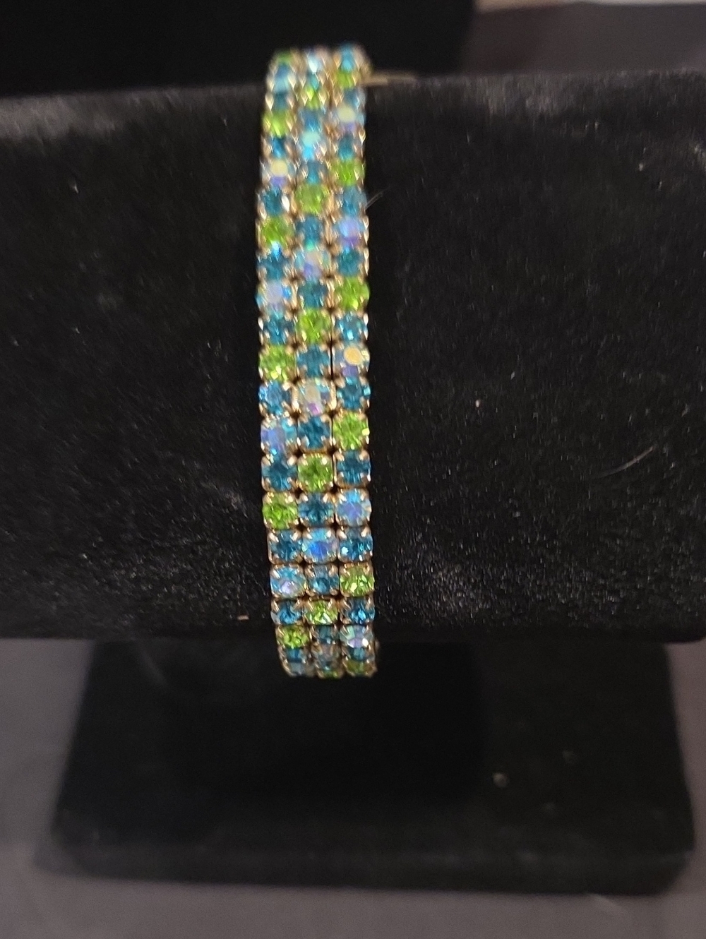 CHARTER CLUB RHINESTONE STRETCH BRACELET